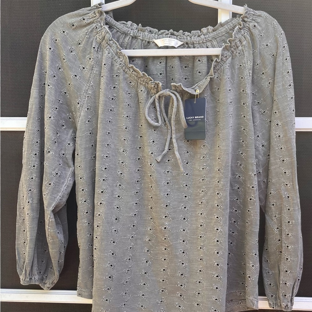 Super Cute New Lucky Brand Top